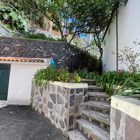 The Palms - Sun & Sea Madeira Apartment Madalena do Mar